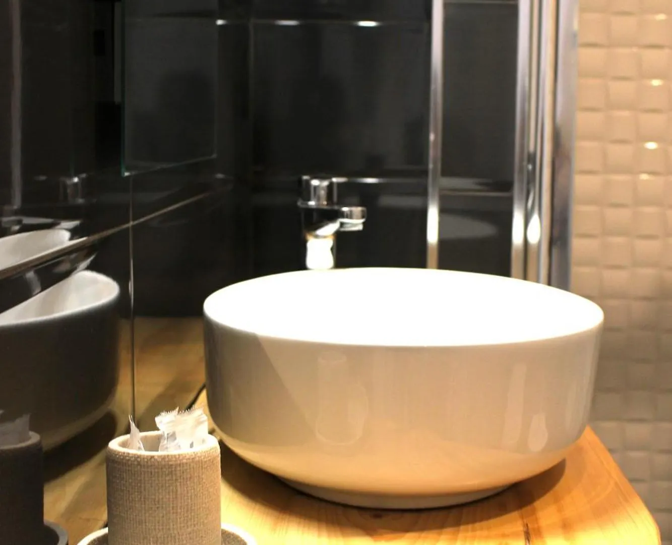 Beverello Rooms Naples 3*,  Italy